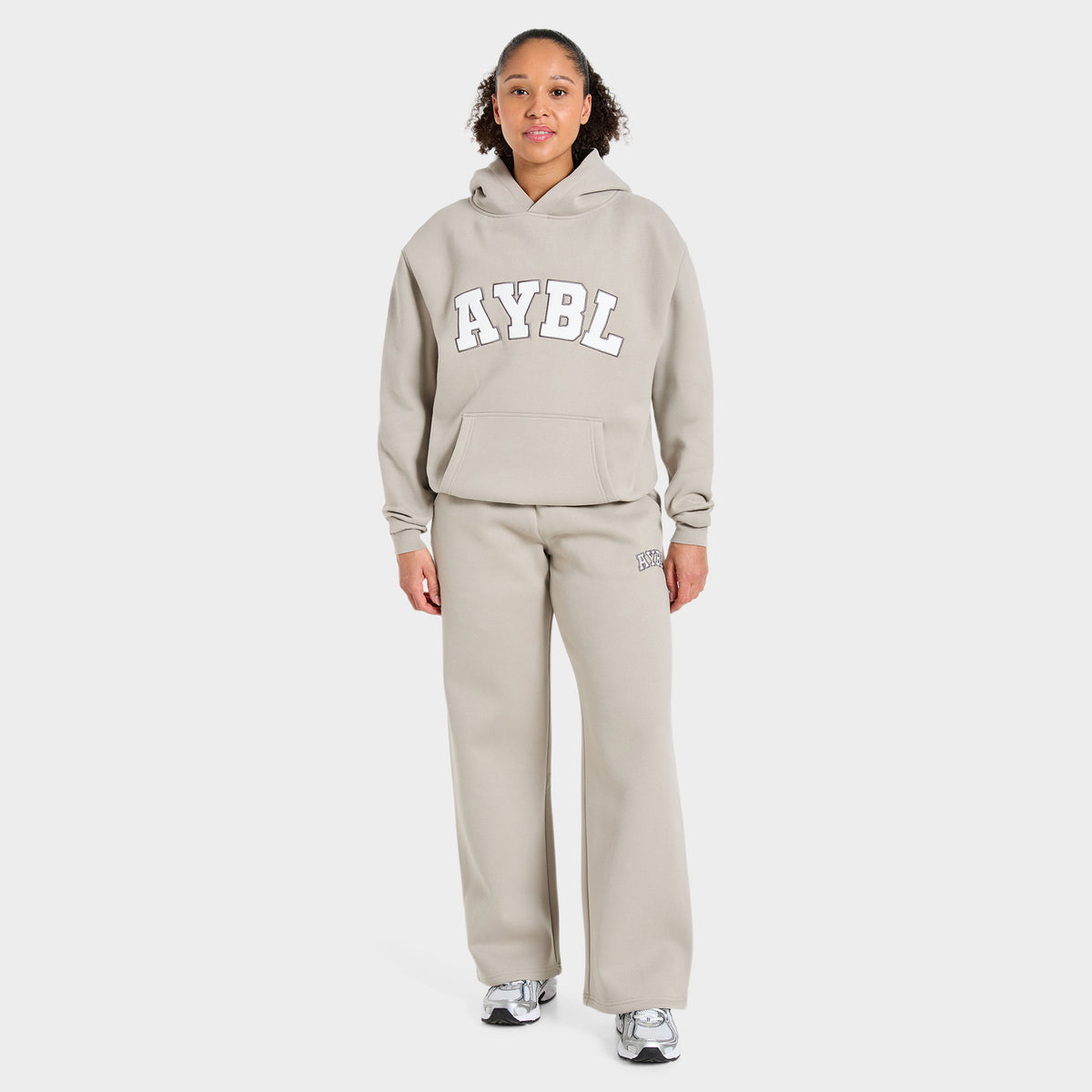 AYBL Varsity Chandail à capuchon ample 2.0 / Taupe