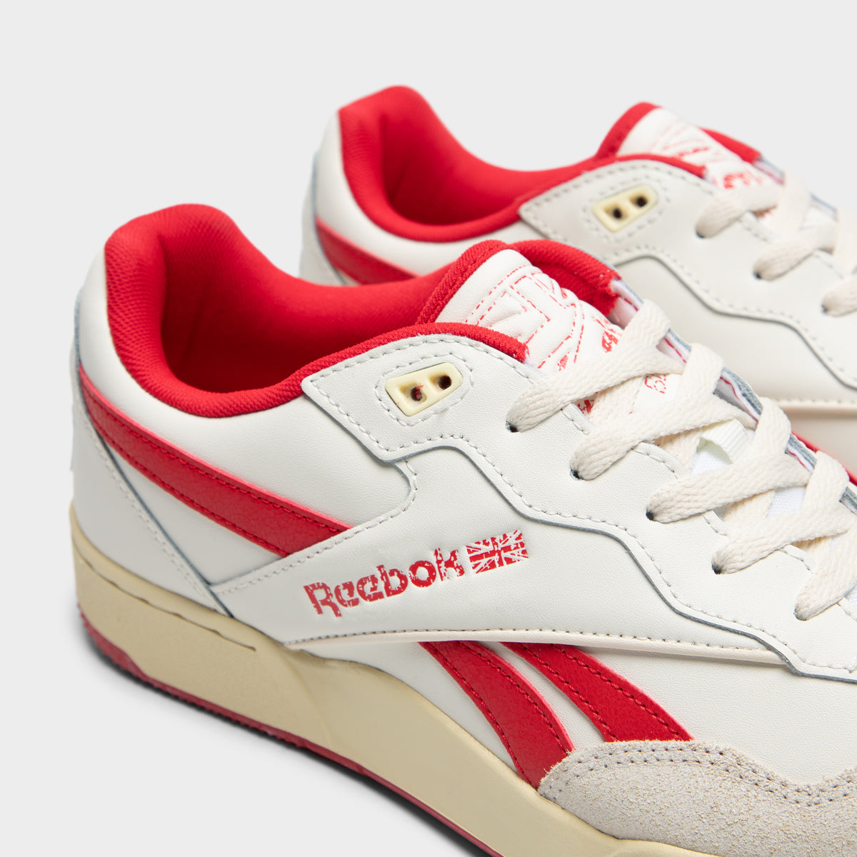 Reebok classic weather 2025