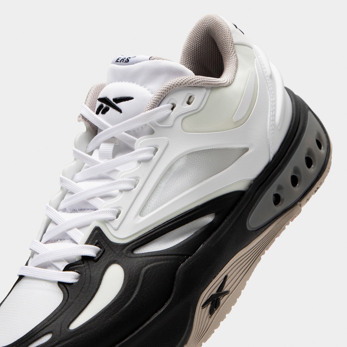 Reebok Engine A White / Black