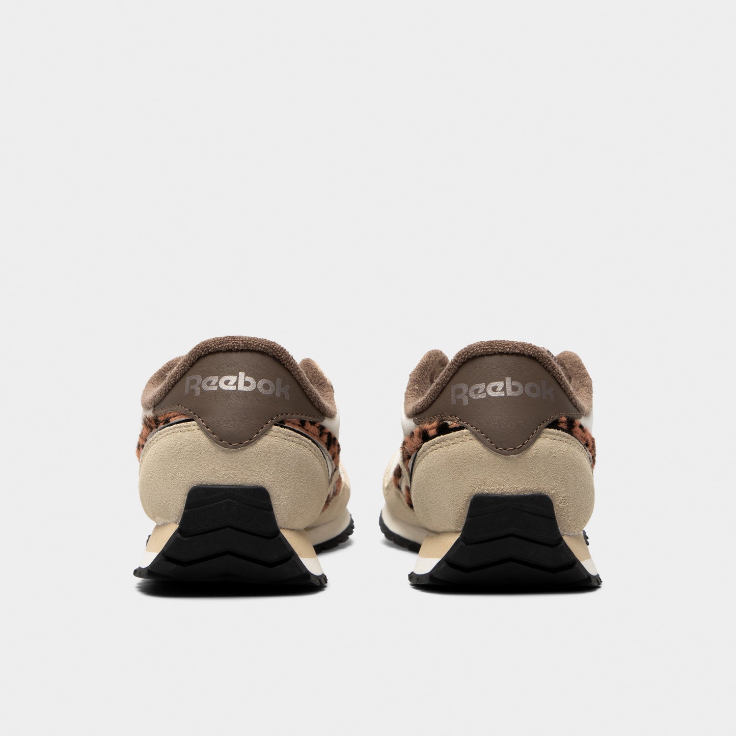 Reebok Women's Classic AZ Chalk / Classic Beige - Trek Grey