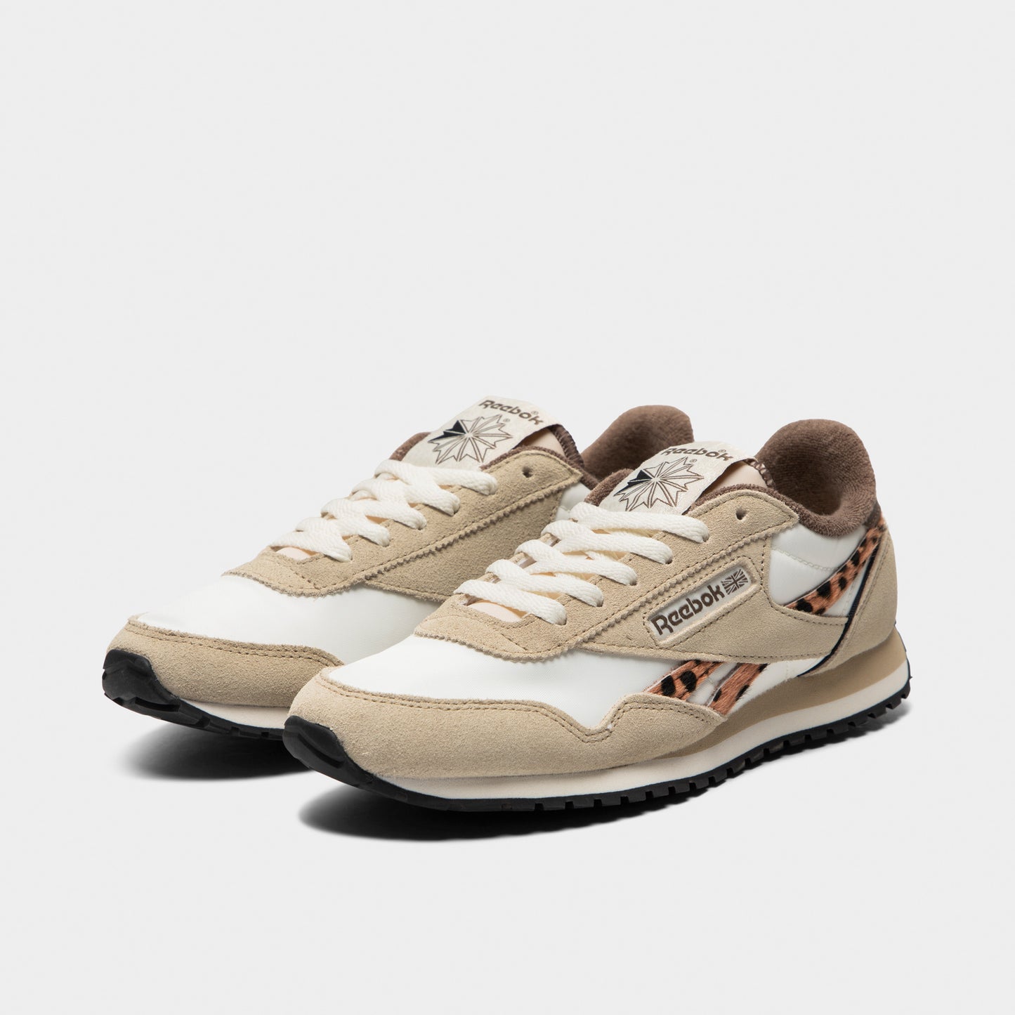 Reebok Women's Classic AZ Chalk / Classic Beige - Trek Grey
