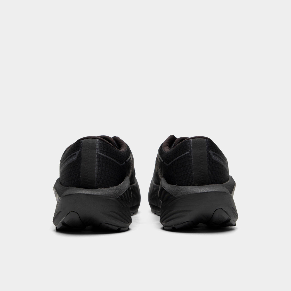 ASICS Femme NOVABLAST 6 GTX Noir / Gris Graphite