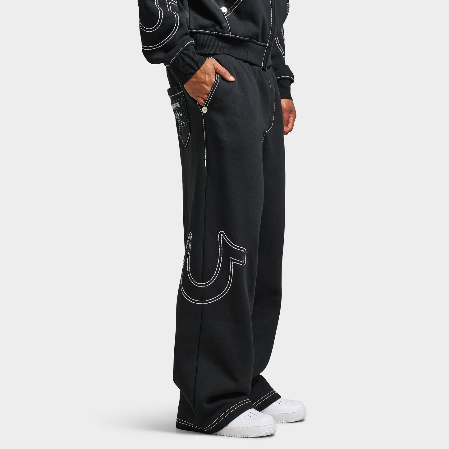 True Religion Baggy Big T Sweatpants / Jet Black