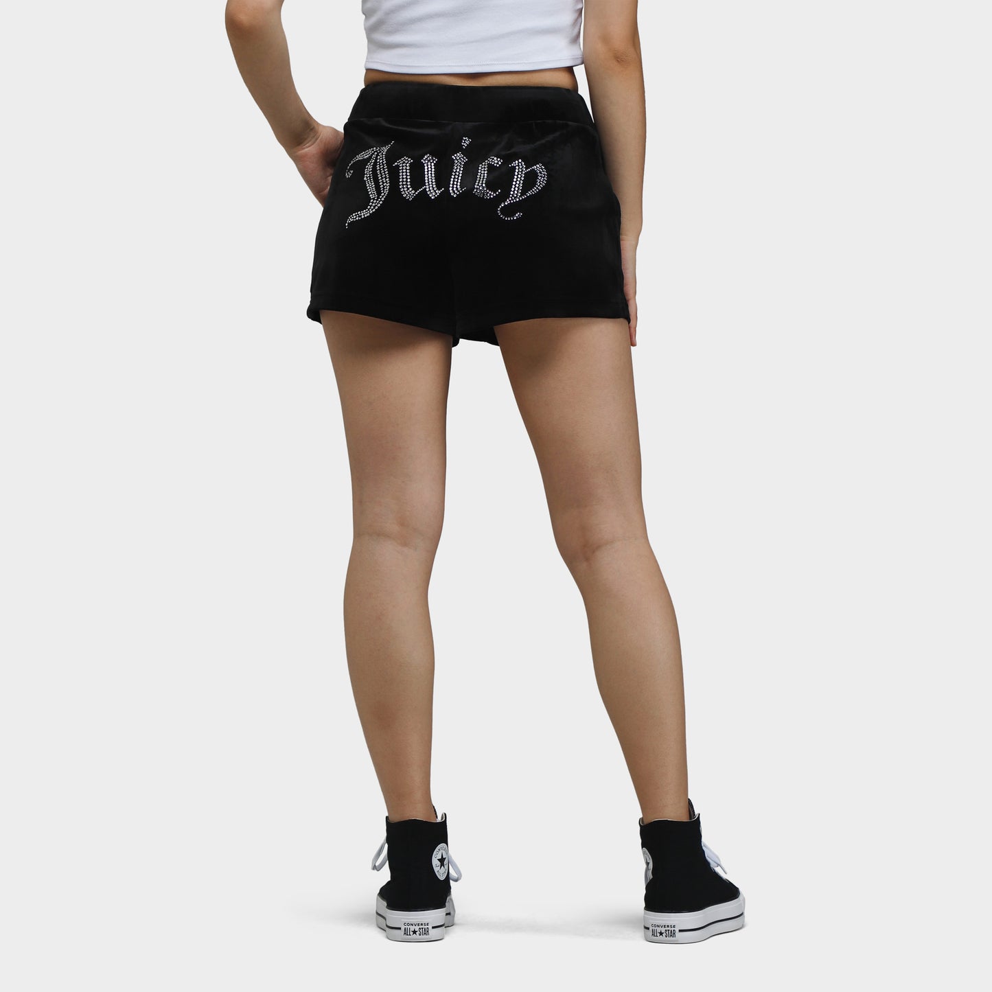 Juicy Couture Femme Classique Short Velour avec Back Bling / Liquorice