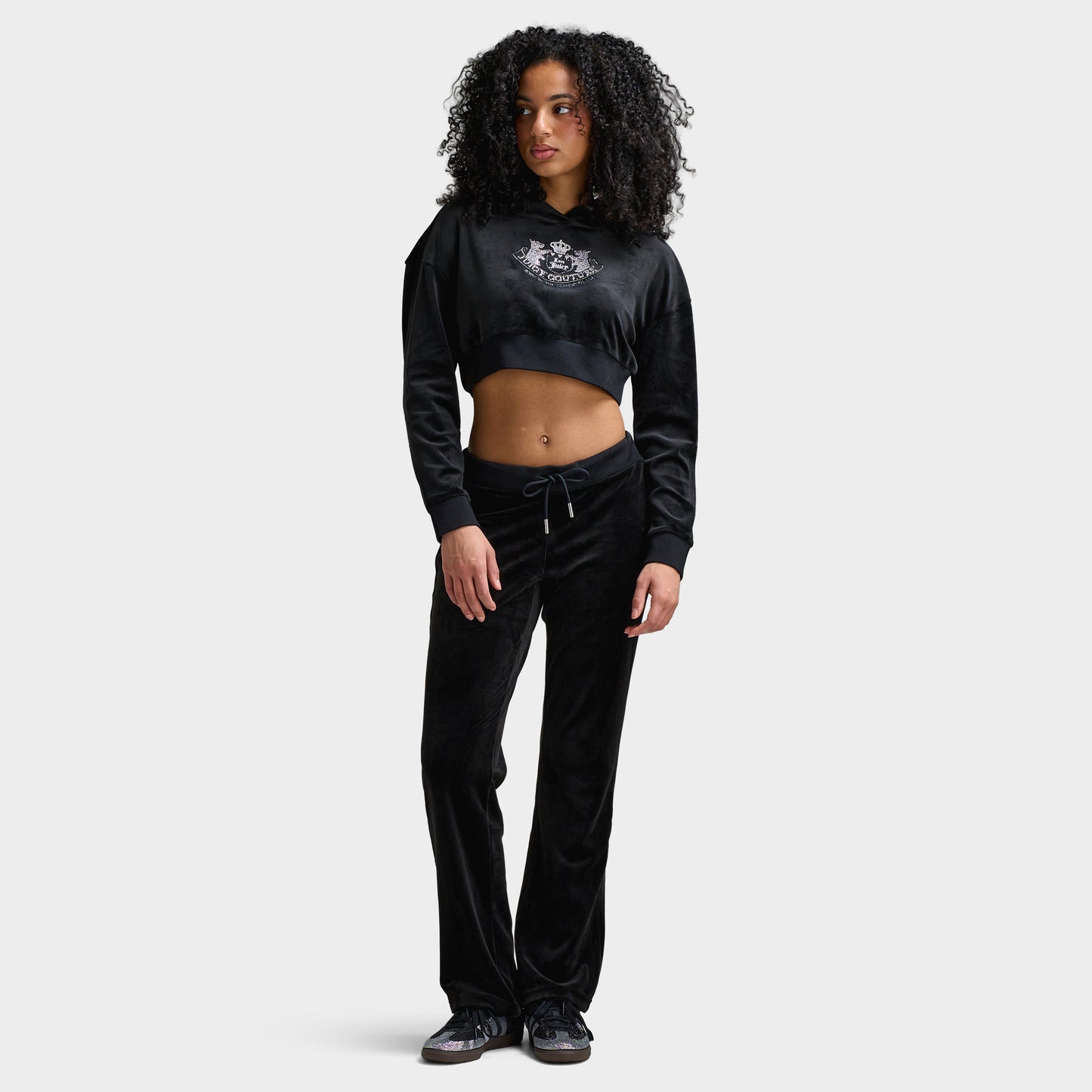 Juicy Couture Women's Luxe Velour Cropped Hoodie / Liquorice