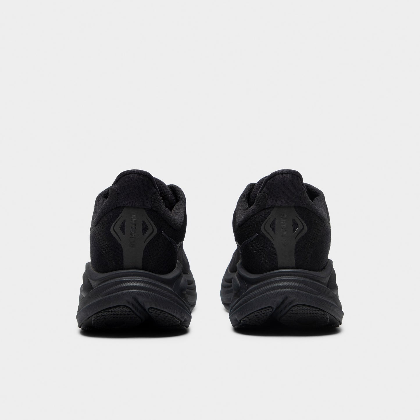 Hoka Clifton 10 Black / Black