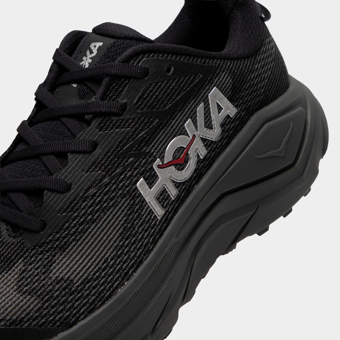 HOKA Challenger 8 Black / Pepper