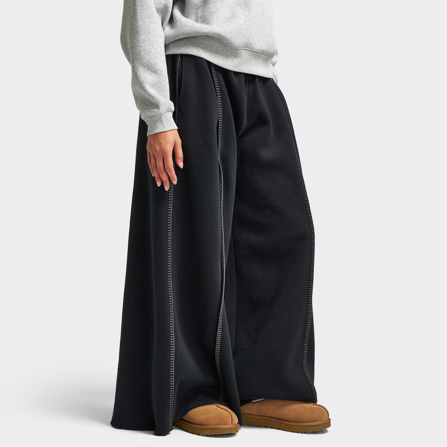 UGG Women's Classic Wide Leg Pant / Black
