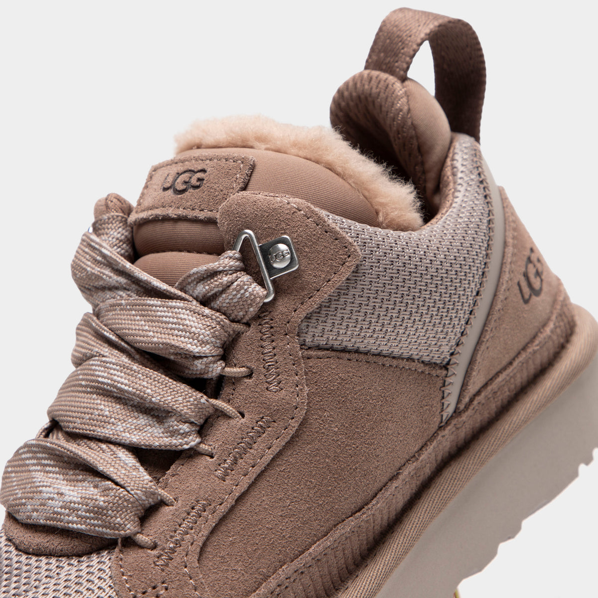 UGG Women's Lowmel / Caribou