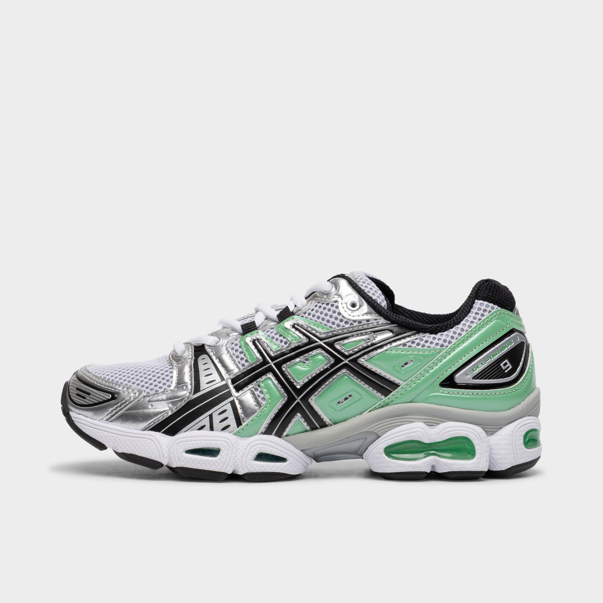 Asics nimbus womens canada hotsell