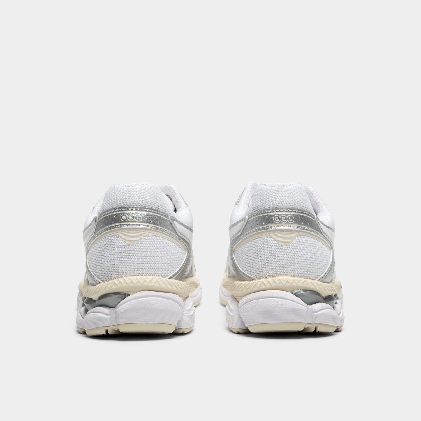 ASICS Gel-Cumulus 16 White / White