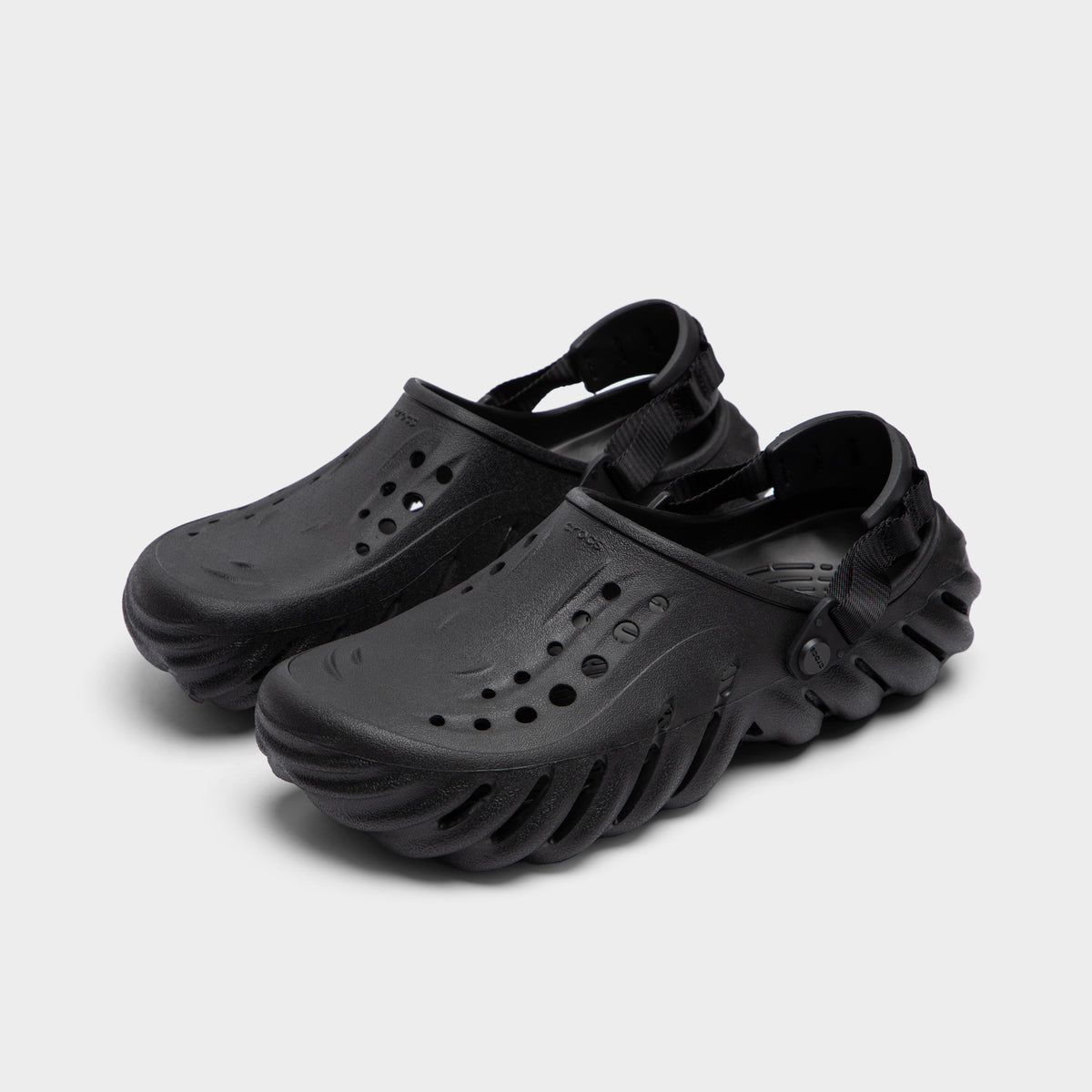 Women's Crocs Echo Clog Shoes