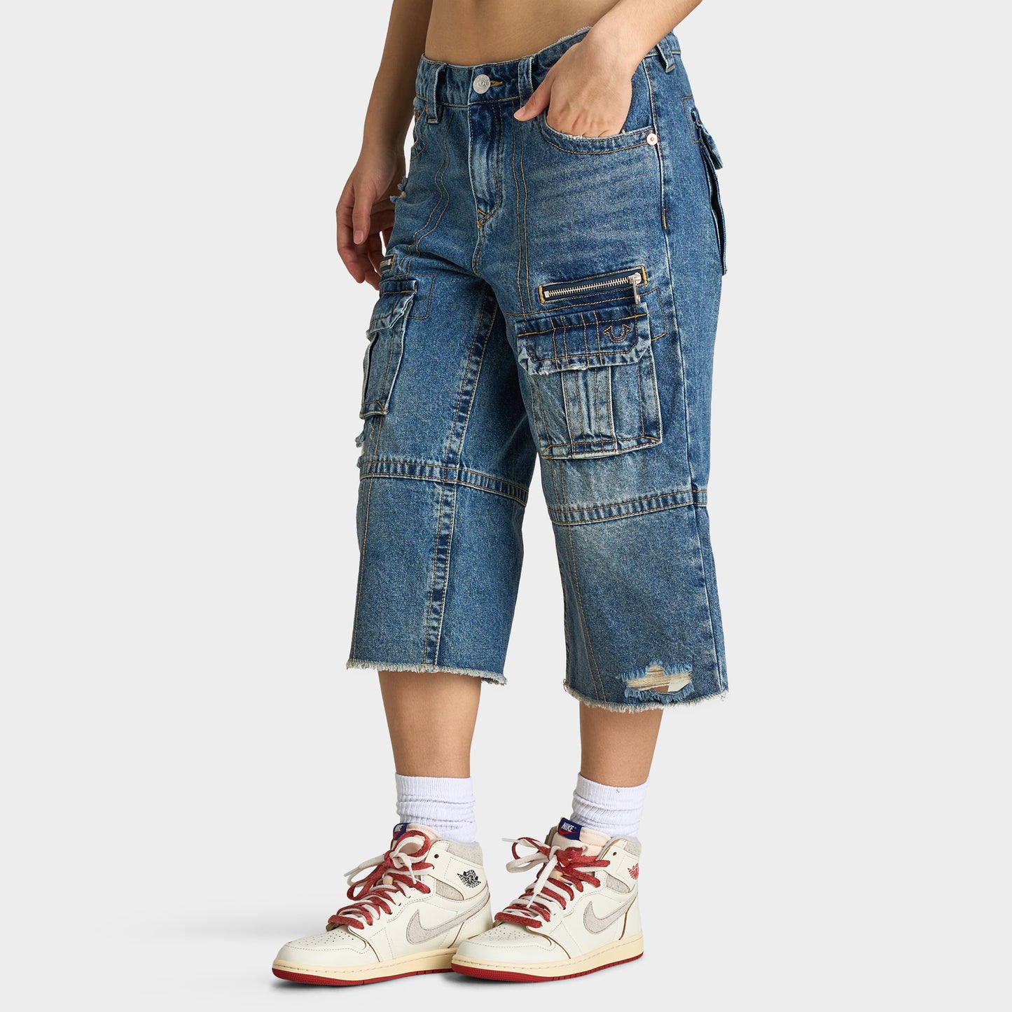 True Religion Women's bobbie Baggy Cargo Capris / Easy Hazel