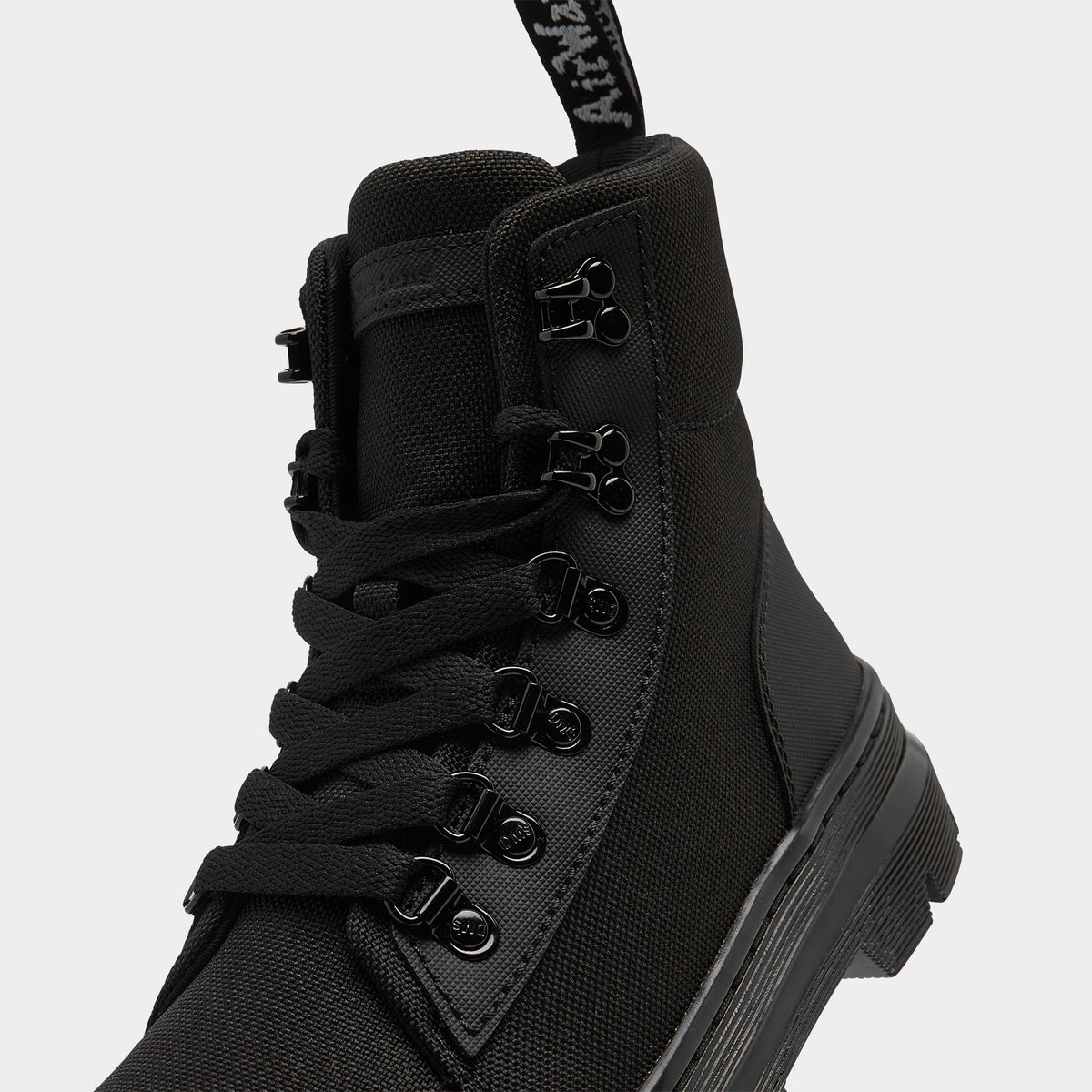 Dr martens combs new arrivals boots