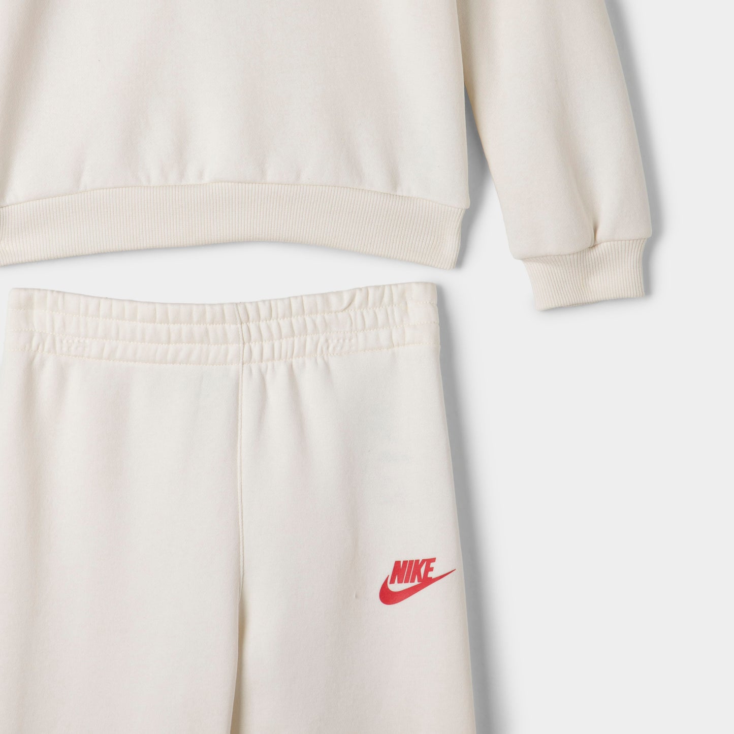 Nike Children's Cherry Set Soft Pearl / Uni Red