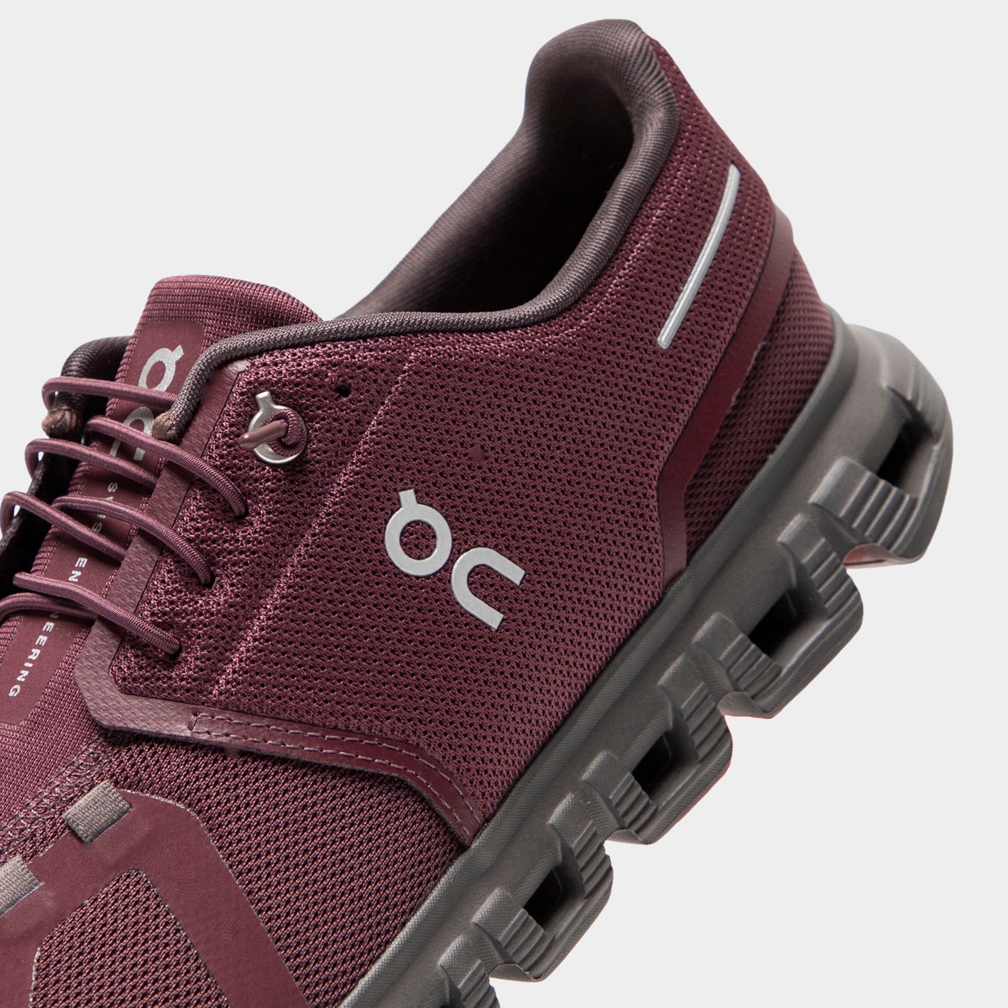 ON Cloud 6 Maroon / Black