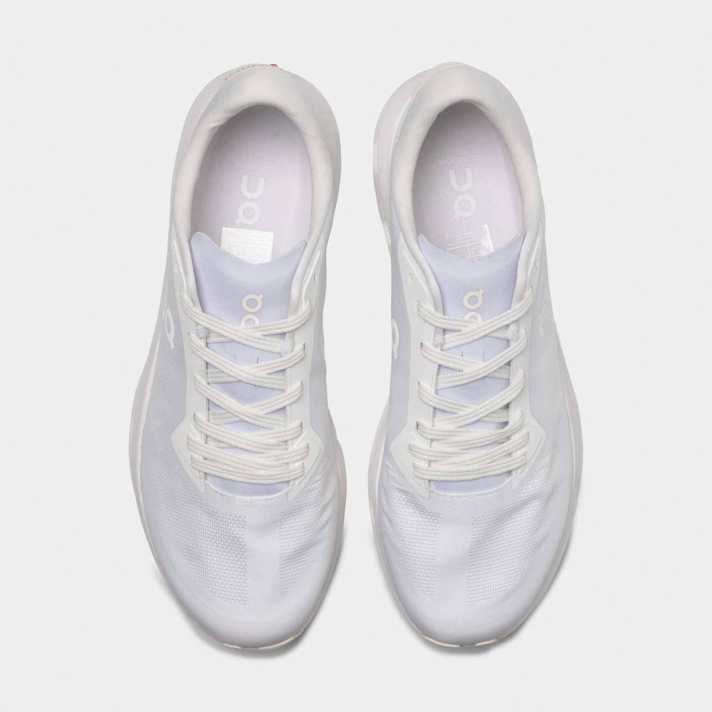 On Cloudzone White / White