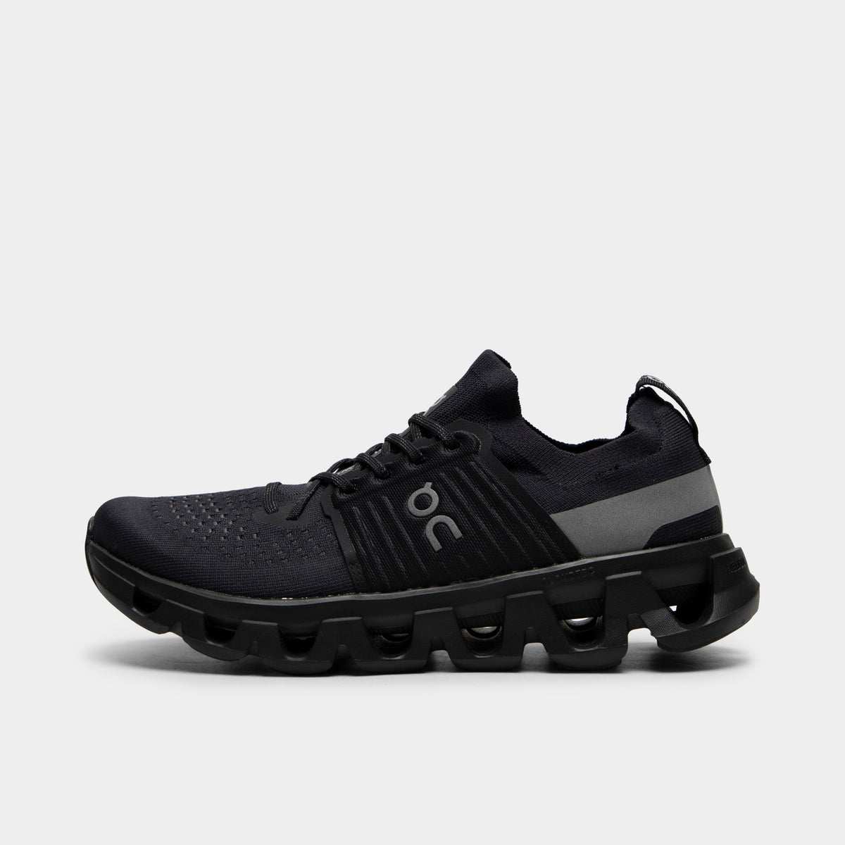 On Cloudswift 4 Black / Black