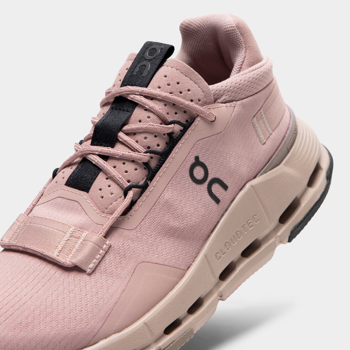 On Women's Cloudnova 2 Biscuit / Desert