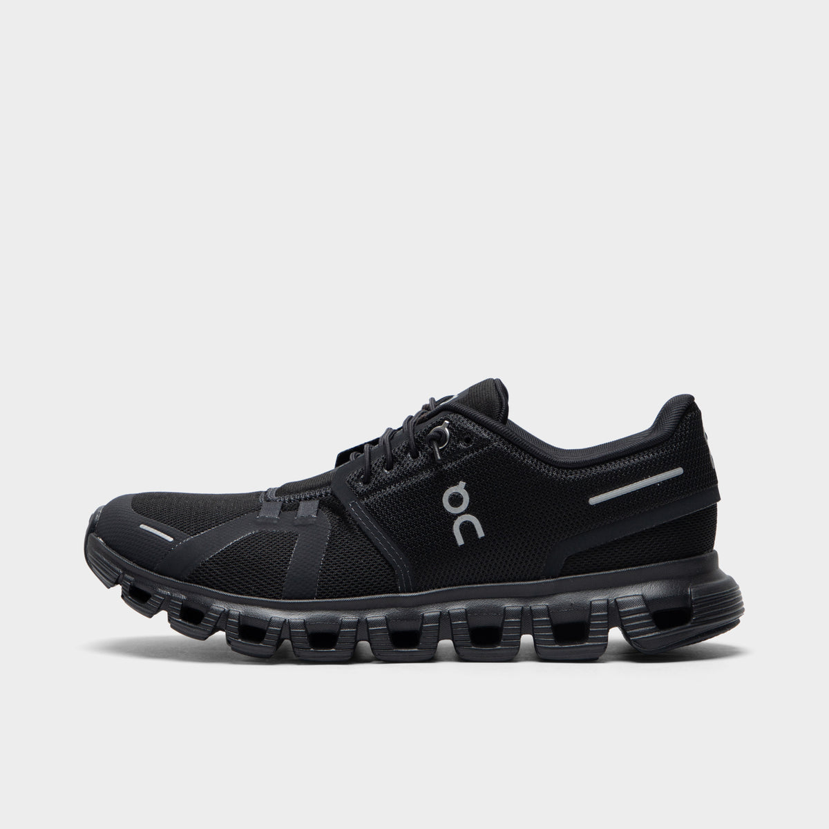 On レディーススニーカー　cloud6 Black/White 3WF10061043_on_women_s_cloud_6
