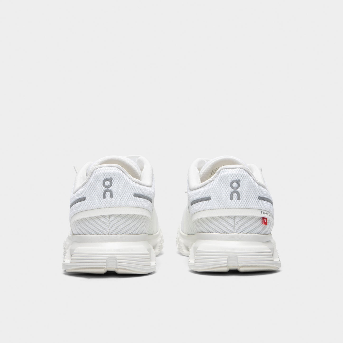 On Women's Cloud 6 White / White