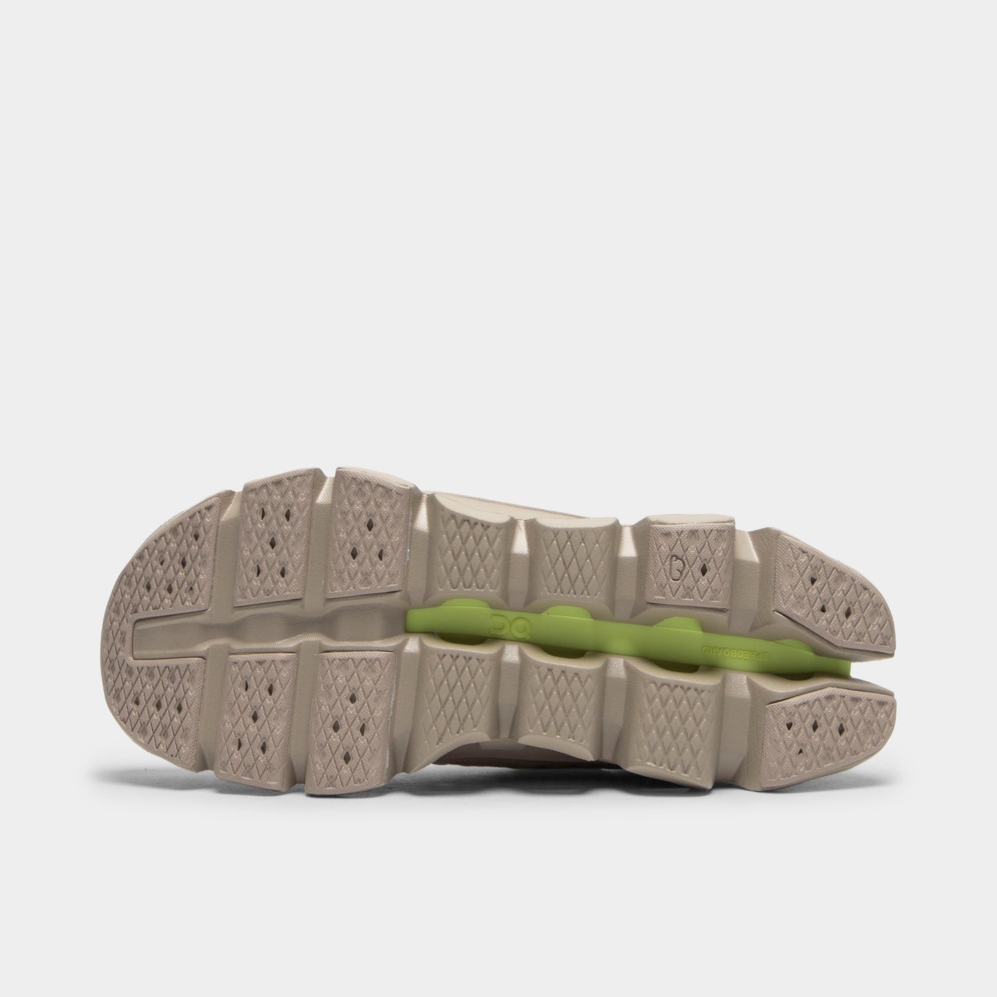 On Women's Cloudswift Amp Sand / Desert