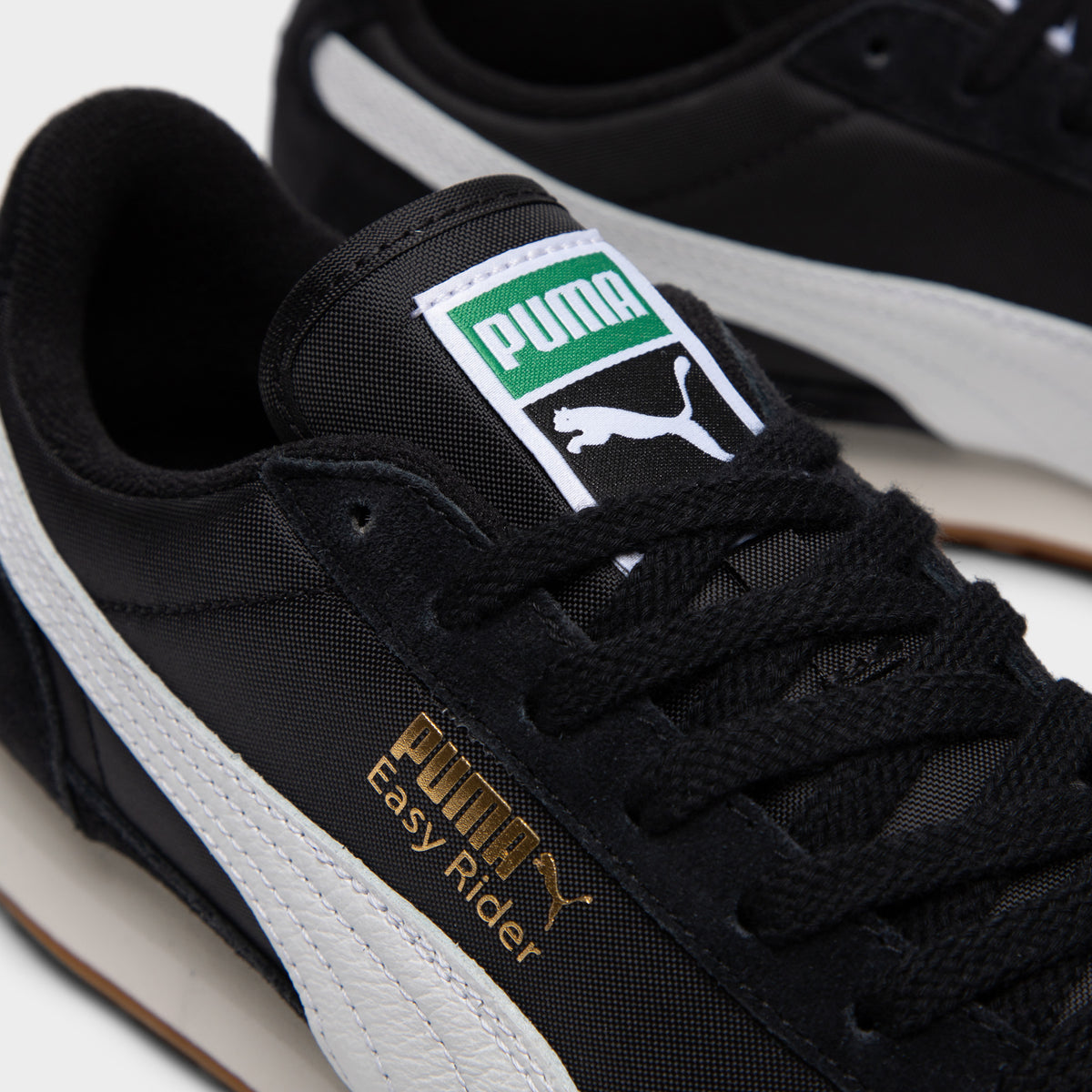 Puma Women s Easy Rider Vintage Black White