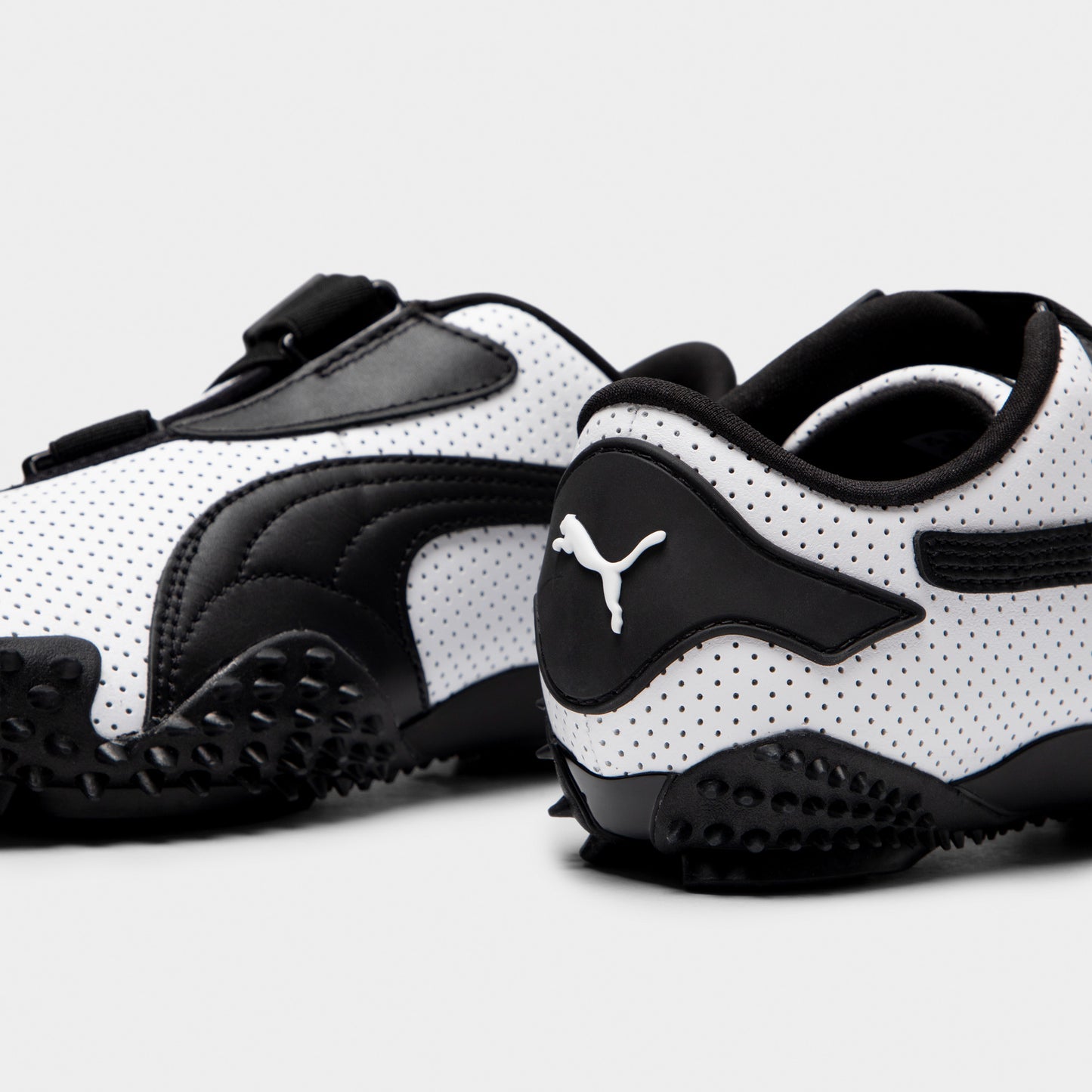 PUMA Women's Mostro Perf White / Black