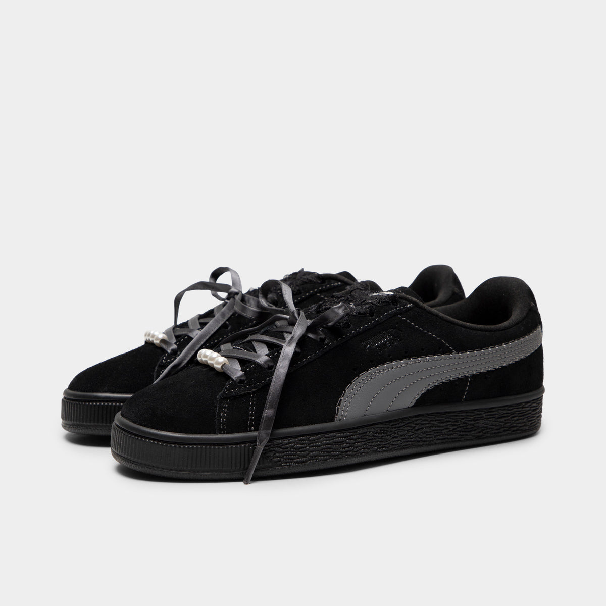 PUMA Women's Suede Bloom Black / Slate Sky