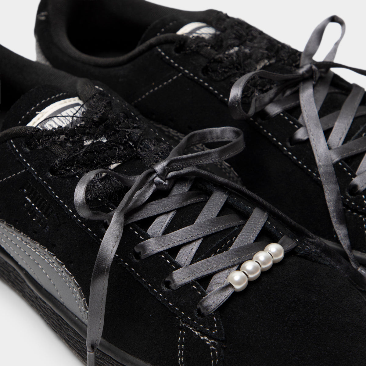 PUMA Women's Suede Bloom Black / Slate Sky