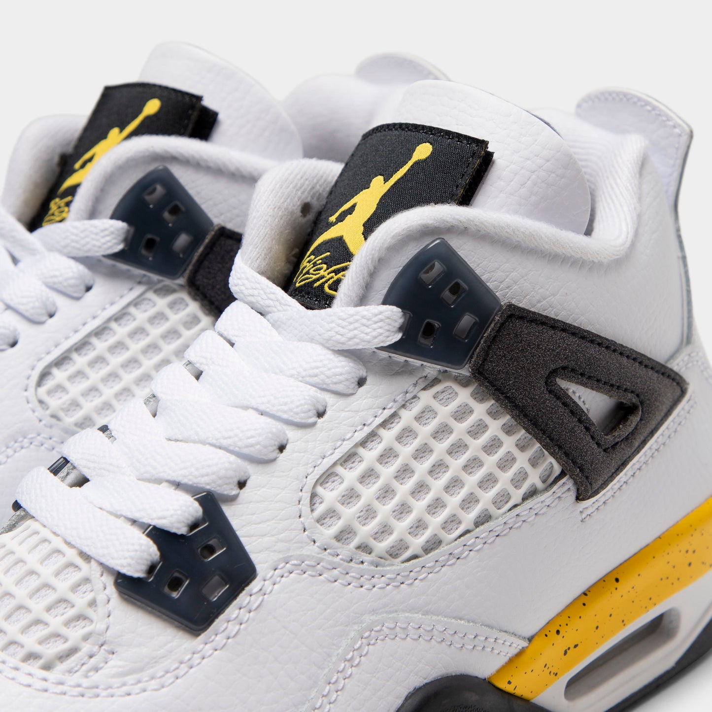 Jordan 4 Retro GS White / Tour Yellow - Dark Blue