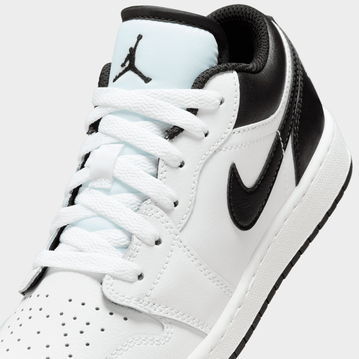 Jordan 1 low white and black online