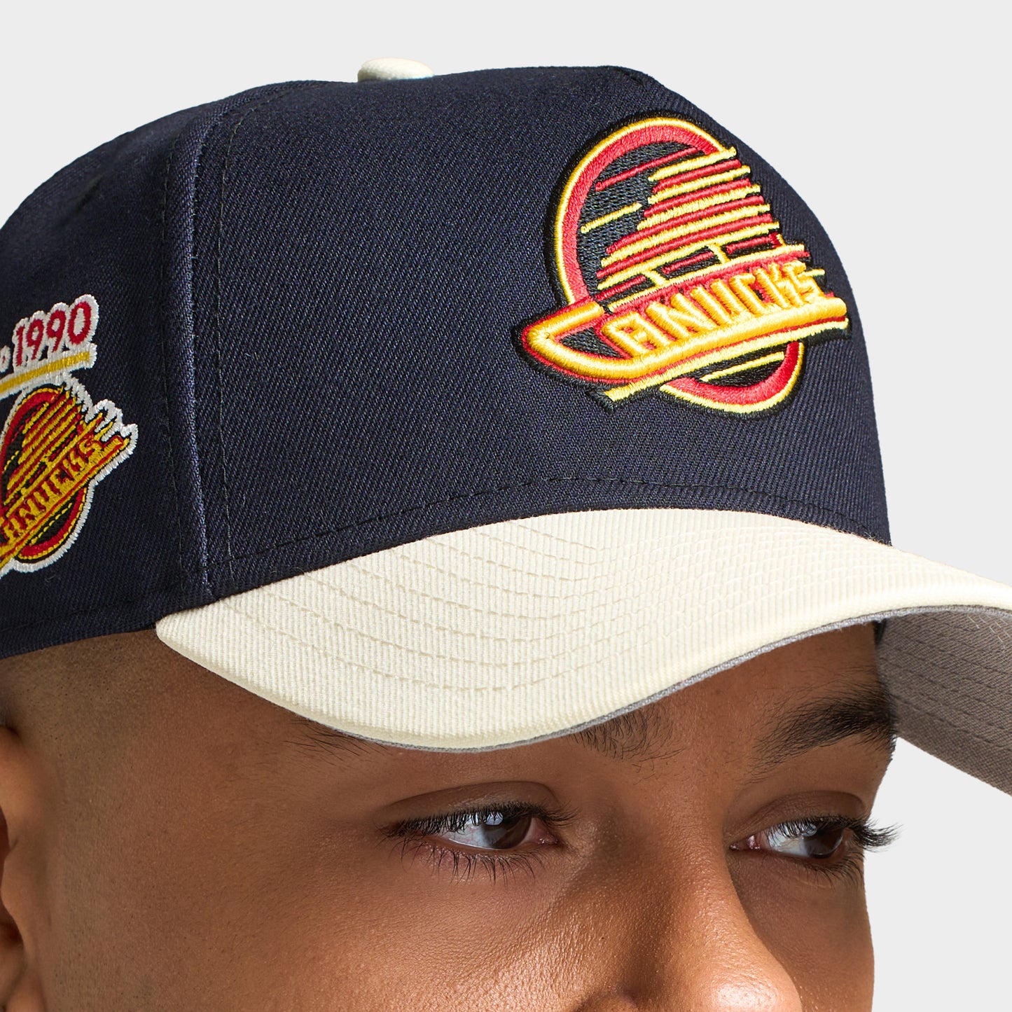 New Era Vancouver Canucks 9FORTY A-Frame Bleu Marine / Chrome