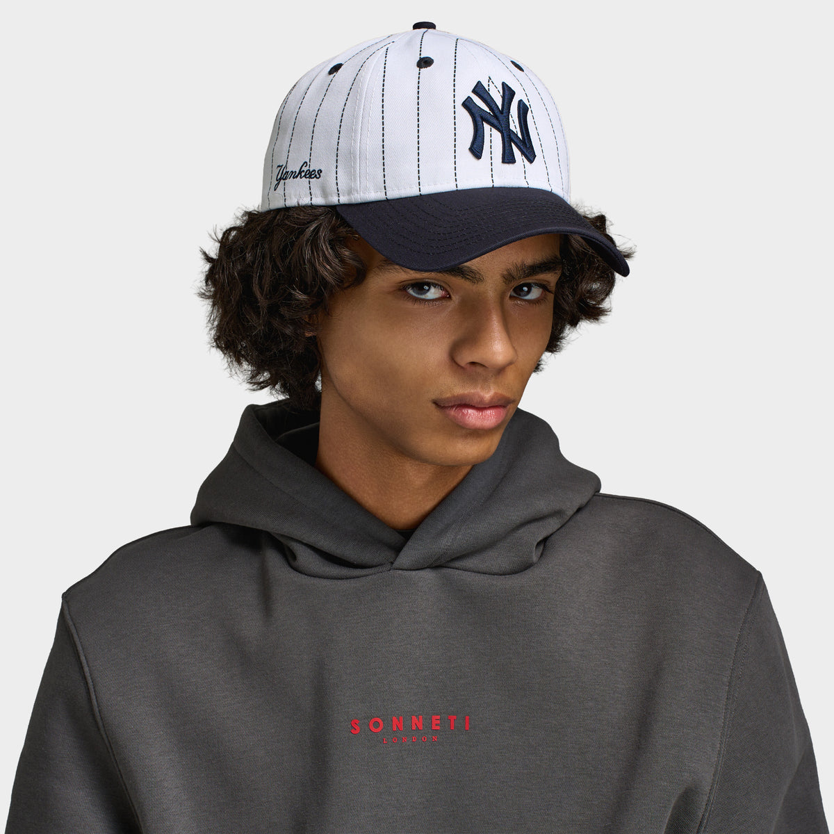 New Era Yankees Pinstripe 9TWENTY White / Navy