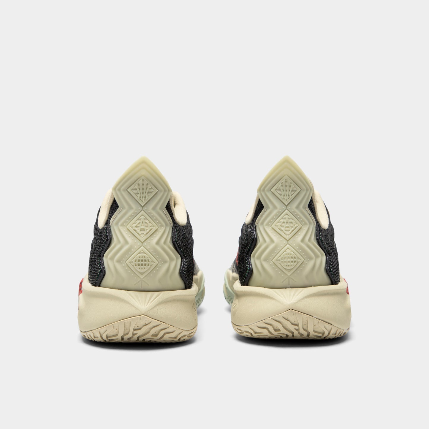 Anta KAI 2 / Black Ice