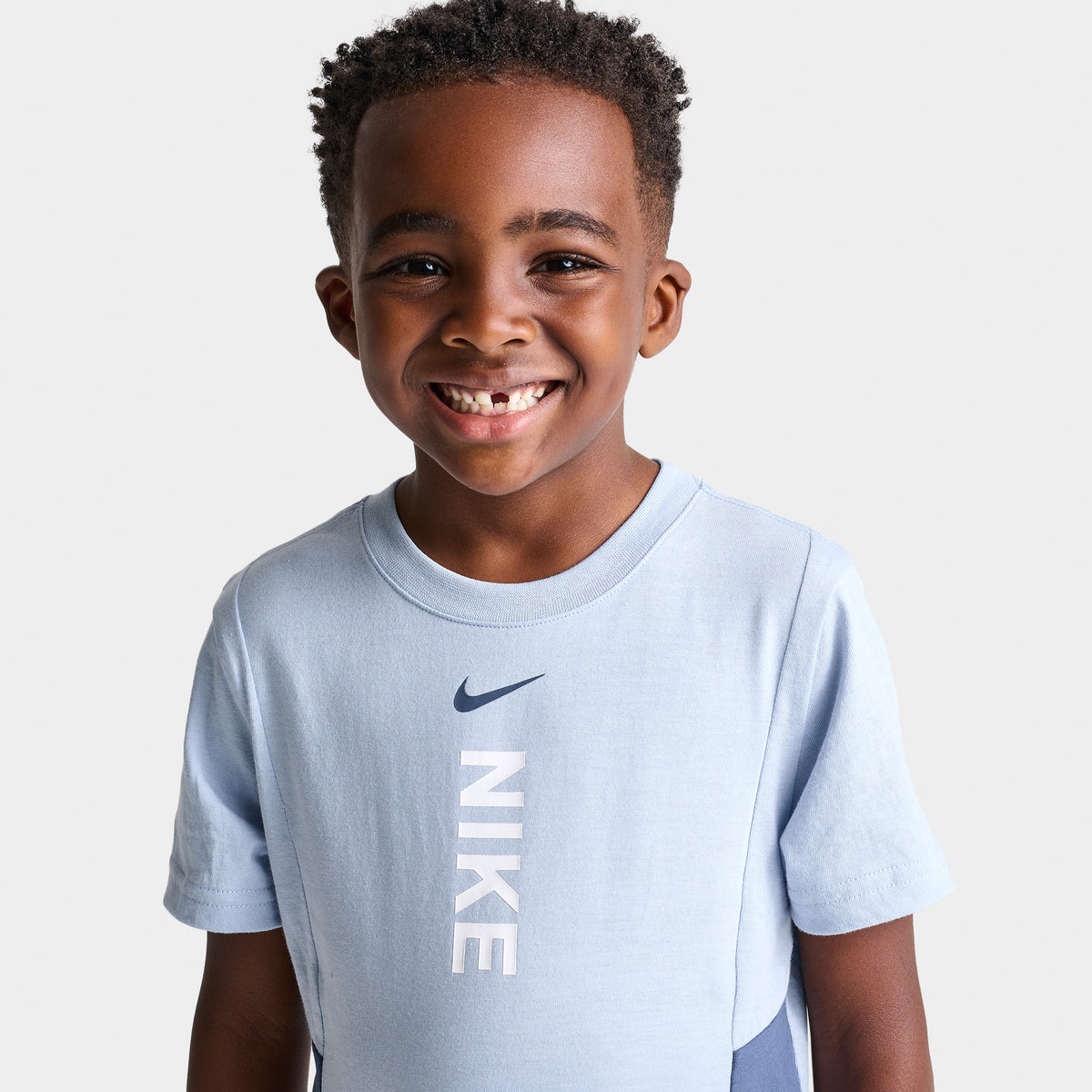 Blue nike shirt boys online