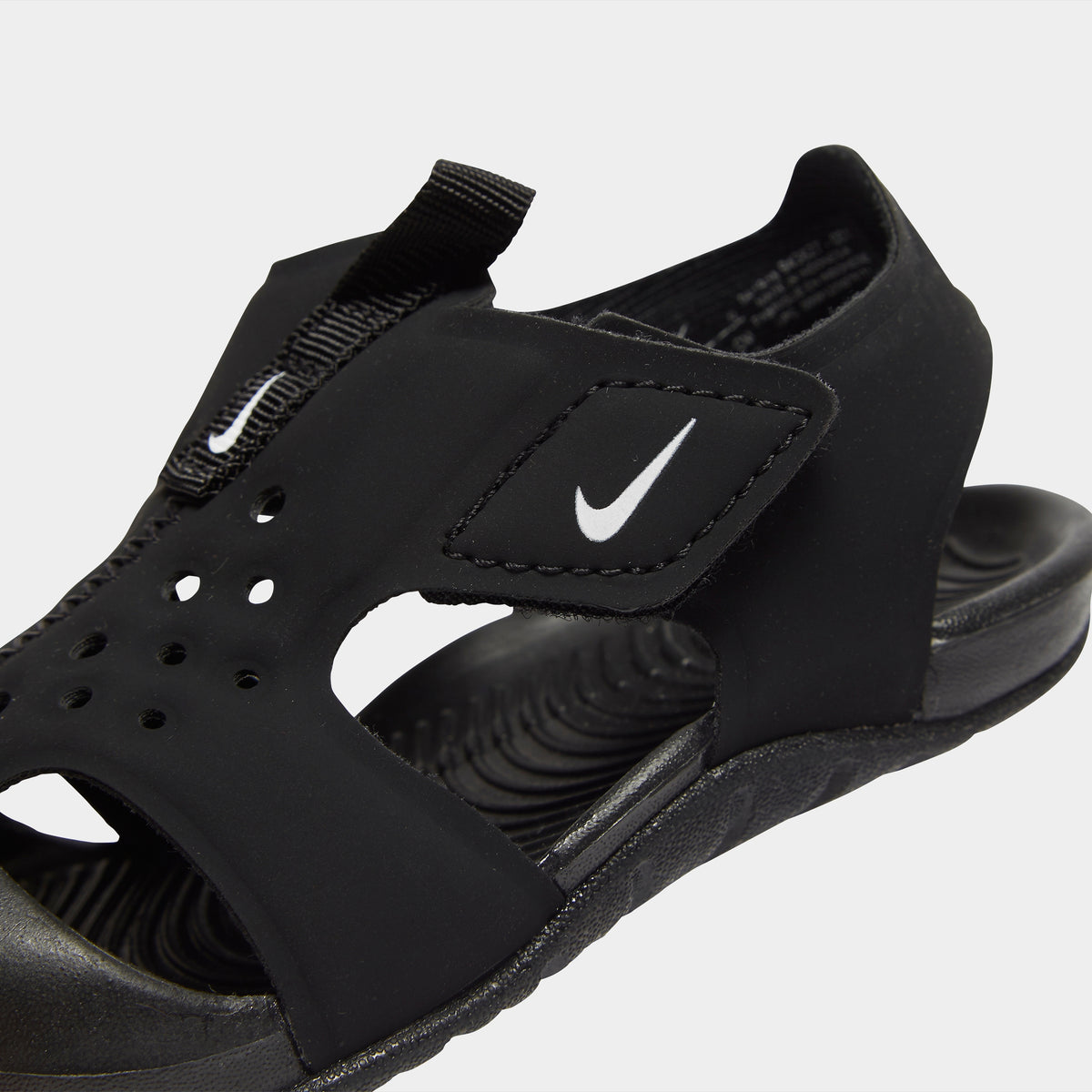 Black nike sunray sandals best sale