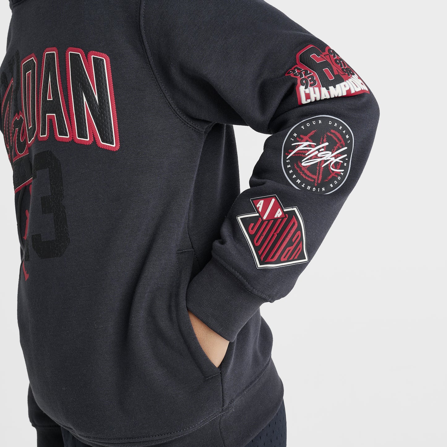 Jordan Juniors' Varsity Split Pullover Hoodie Off Noir / Gym Red
