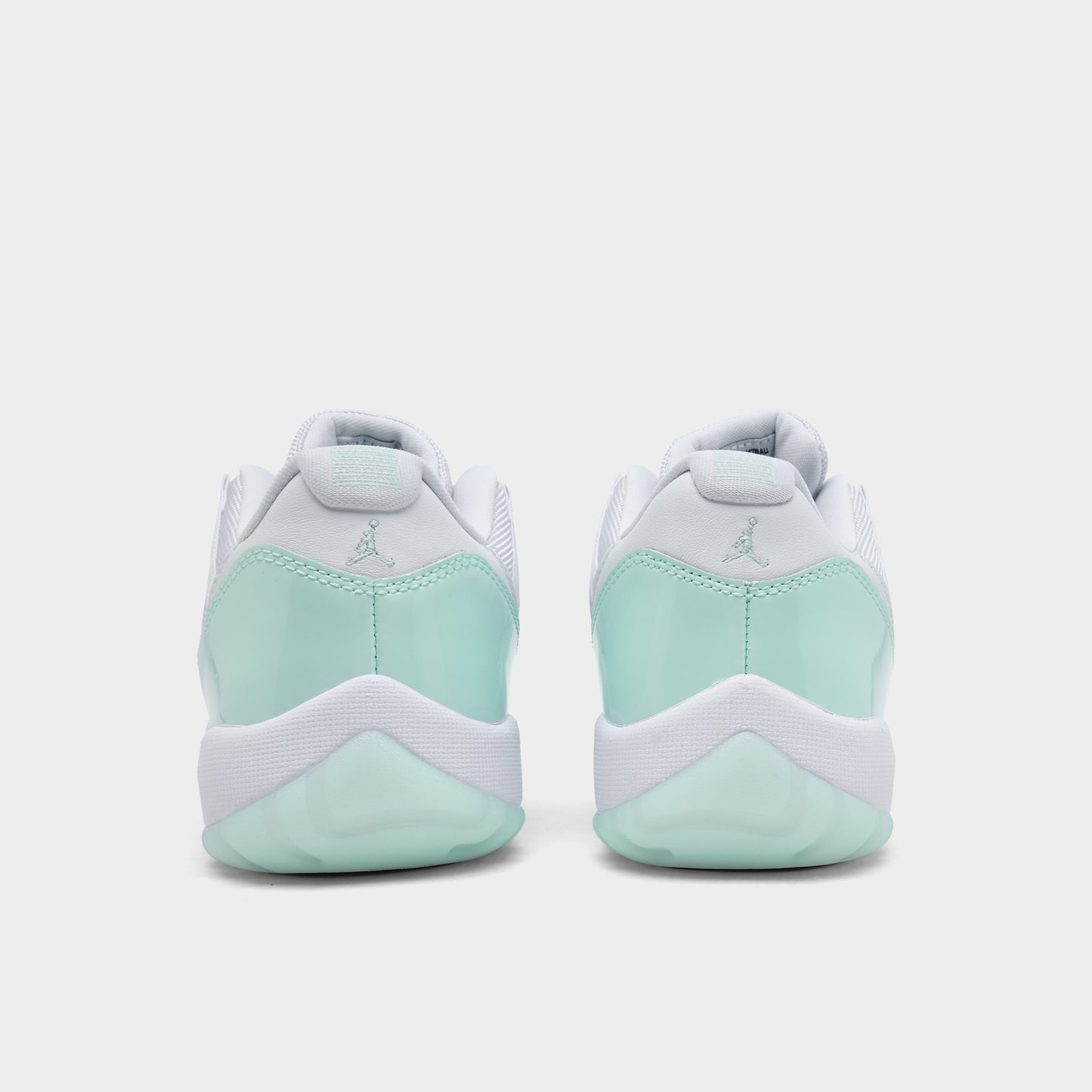 Jordan Women's 11 Retro Low White / Igloo