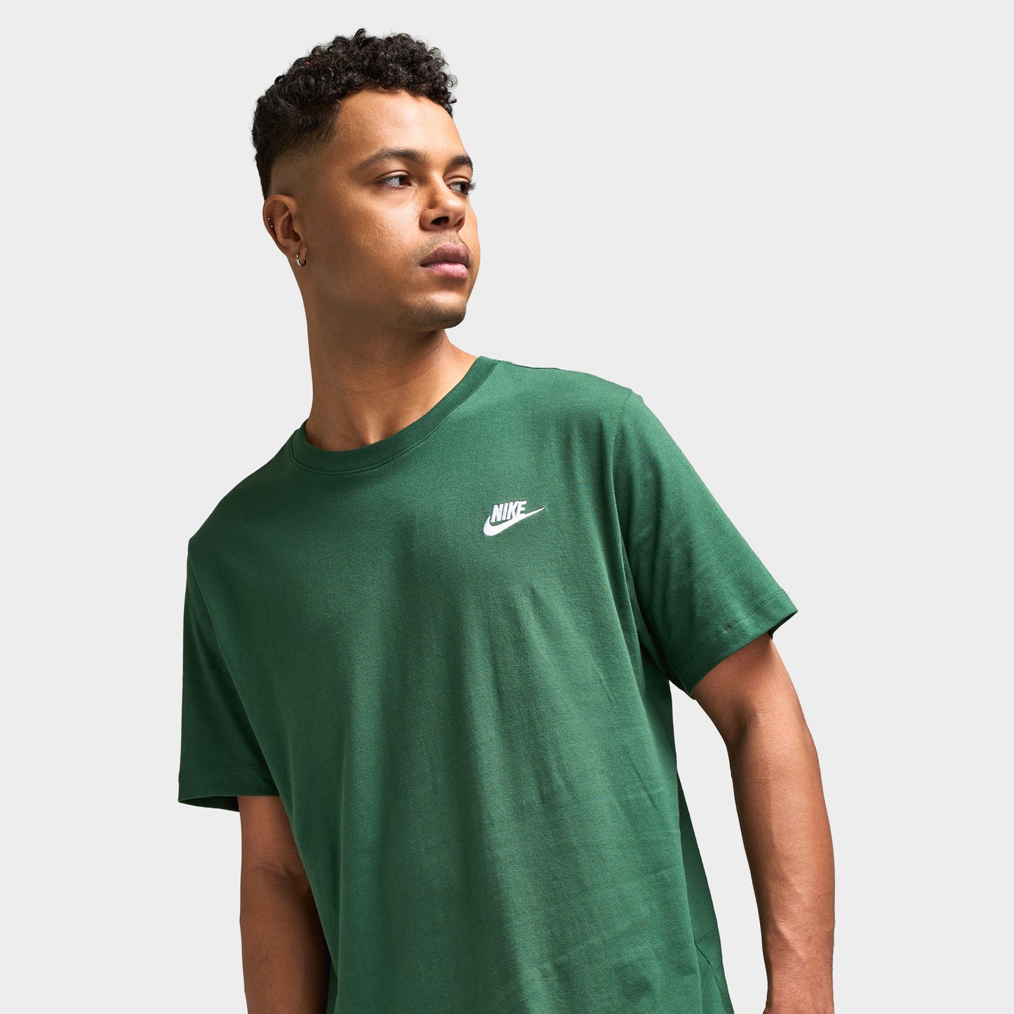Nike Sportswear Club Tee / Fir