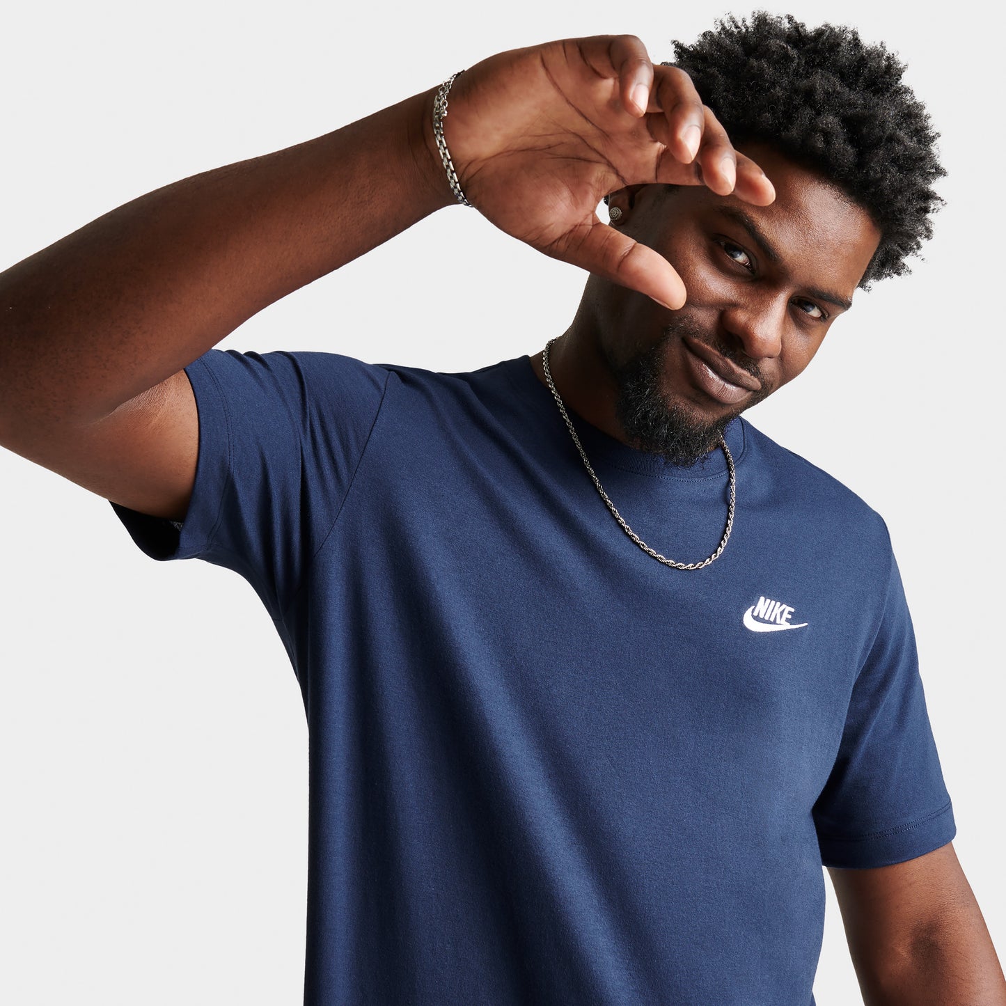 Nike Sportswear Club T-shirt Marine Minuit / Blanc
