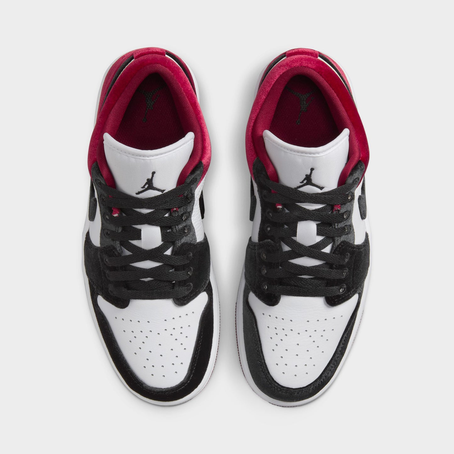 Jordan Women's 1 Low SE Black / White - Team Red