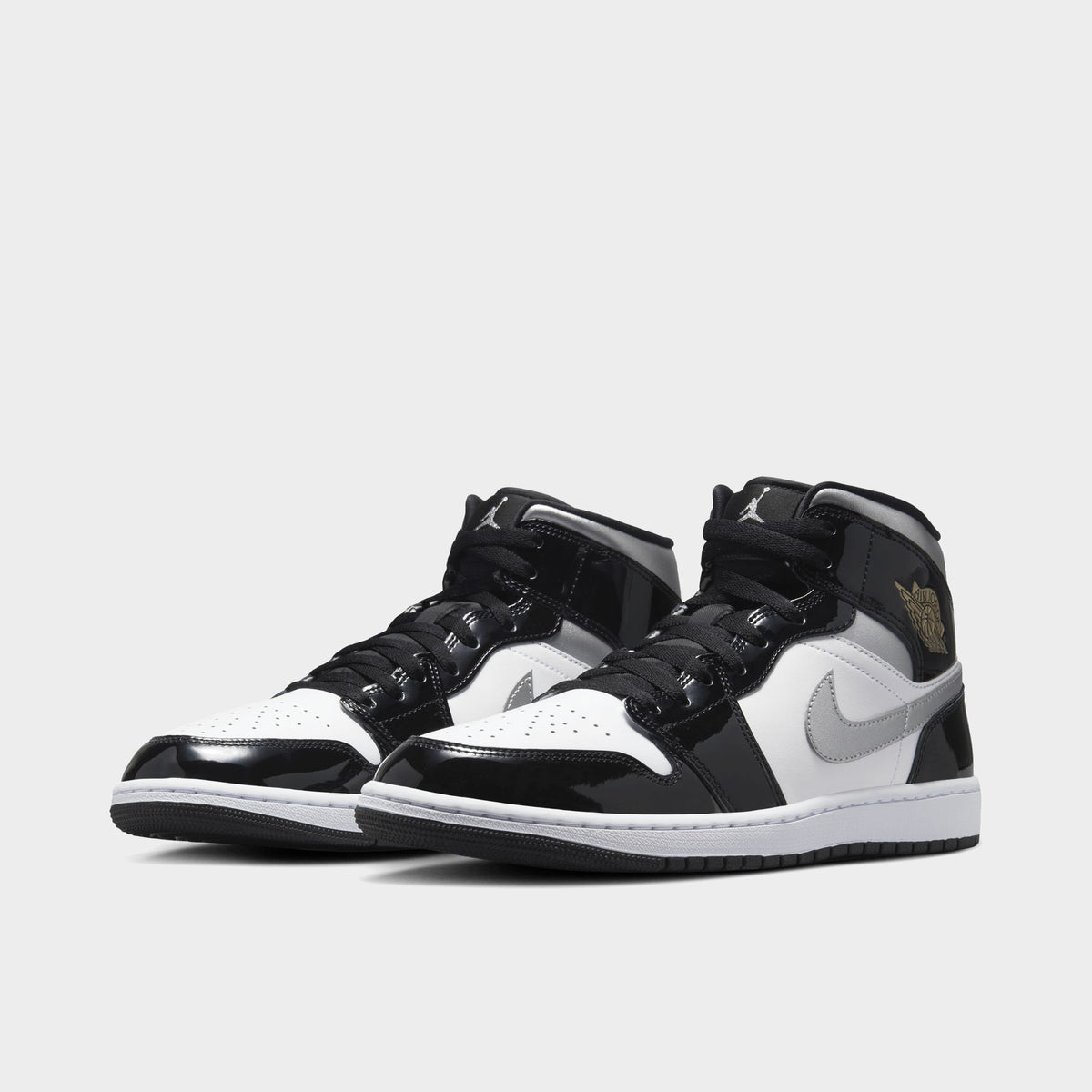 silver nike air jordan