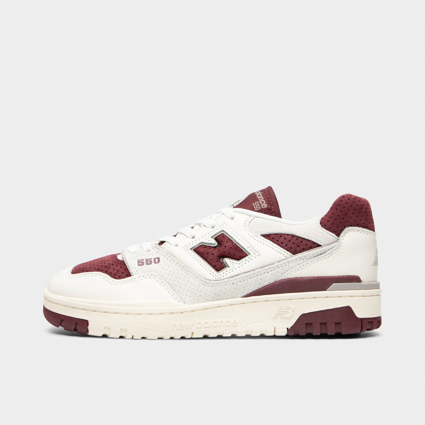 New Balance 550 Sea Salt / Classic Crimson