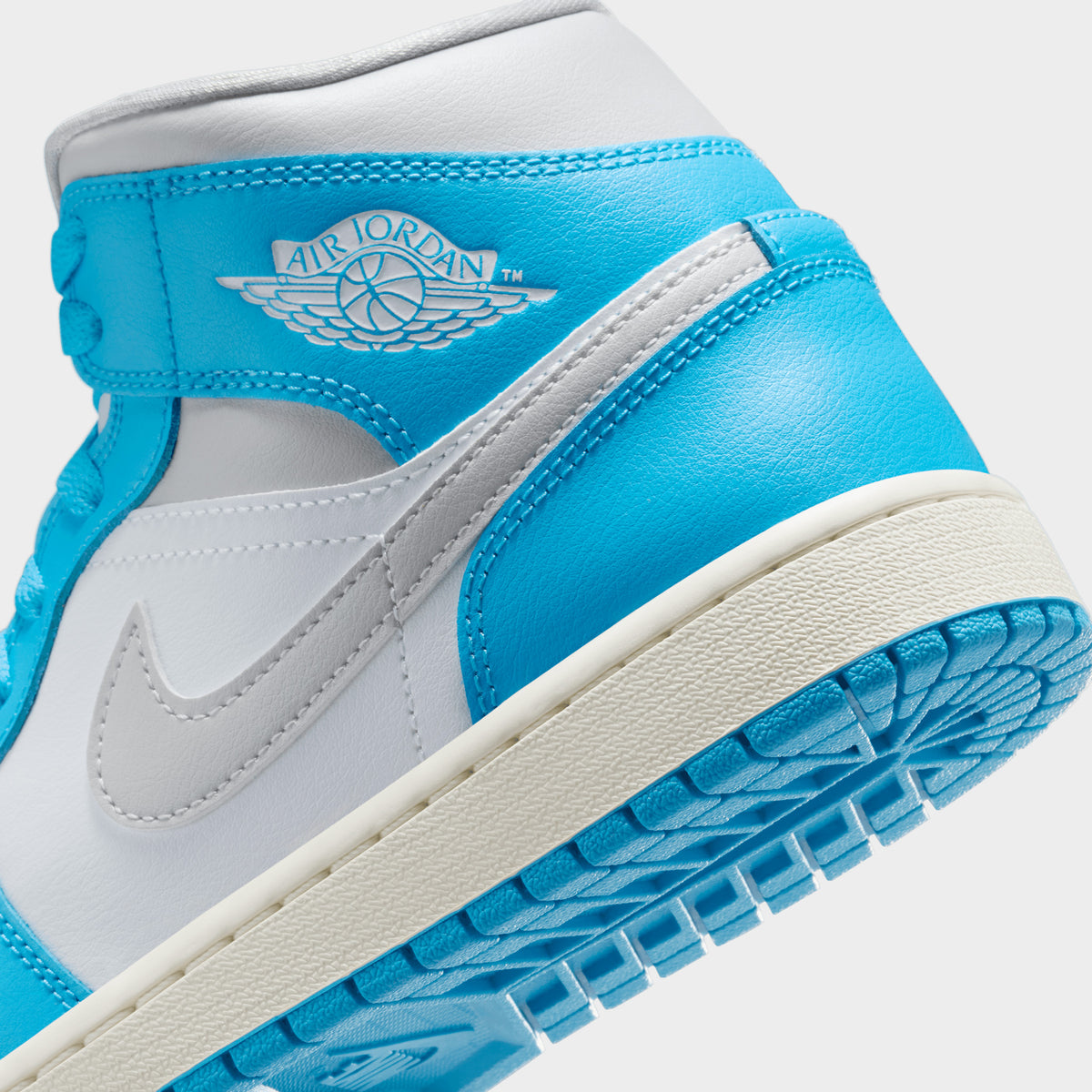 ◆Nike◆ Air Jordan 1 Mid W Dark Powder Blue White Sail Neut Jordan Women's 1 Mid Dark Powder Blue / Neutral Grey - White