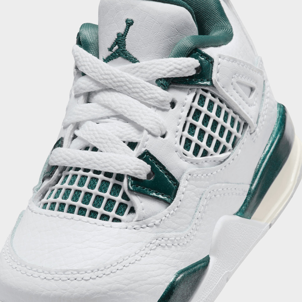 White and green jordan 4s outlet