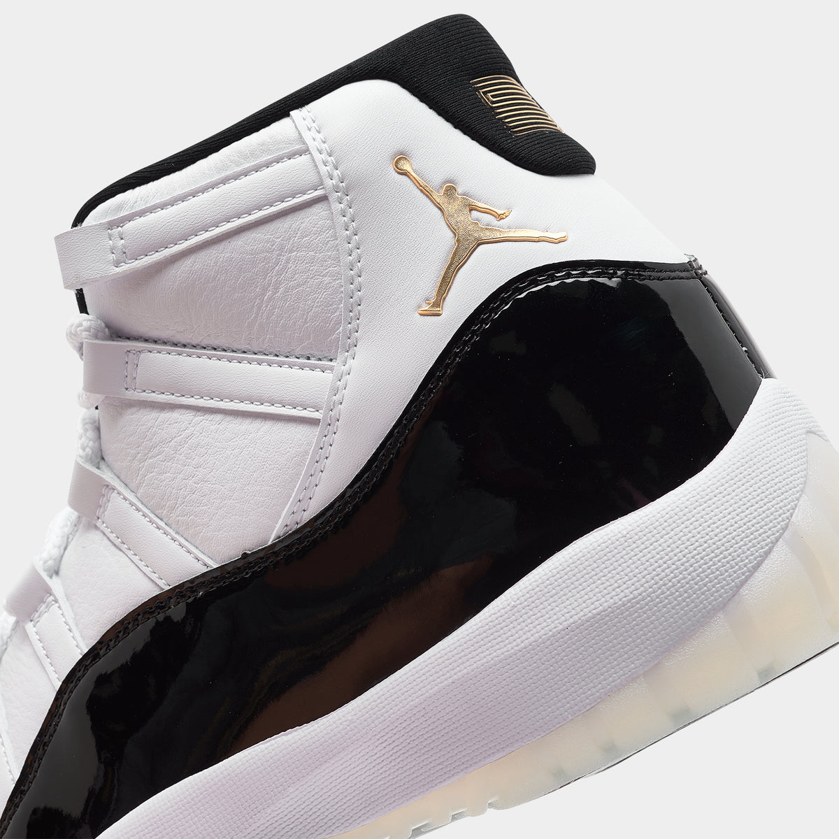 Jordan 11 Retro White Metallic Gold Black