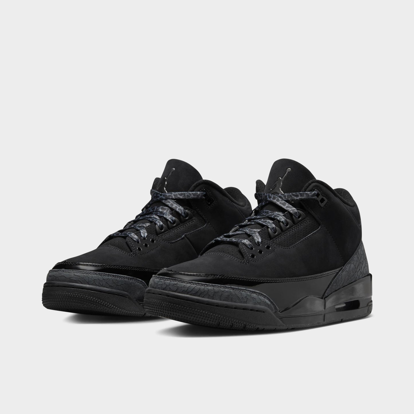 Jordan 3 Rétro Noir / Charbon foncé - Blanc