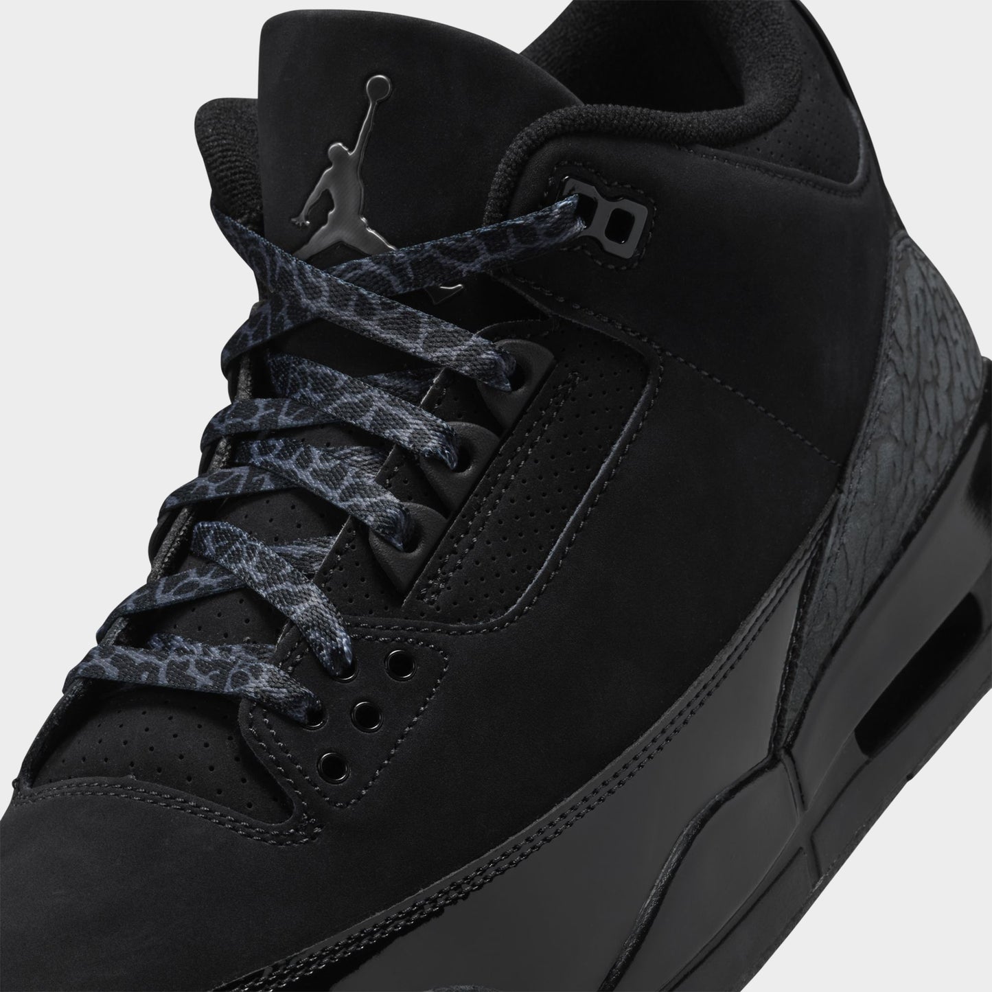 Jordan 3 Rétro Noir / Charbon foncé - Blanc