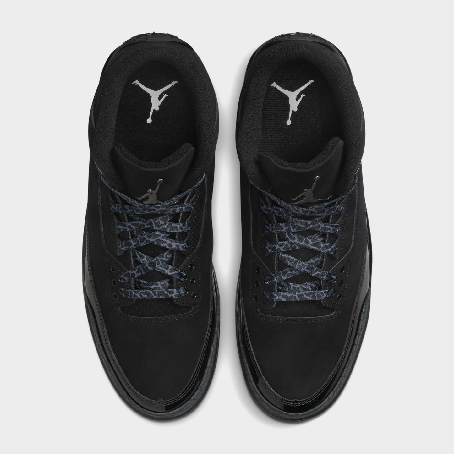 Jordan 3 Rétro Noir / Charbon foncé - Blanc